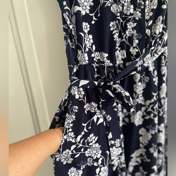 Charter Club Women’s Floral Ruffle Flutter Sleeve Belted Dress 8P DARK BLUE. - Picture 9 of 12